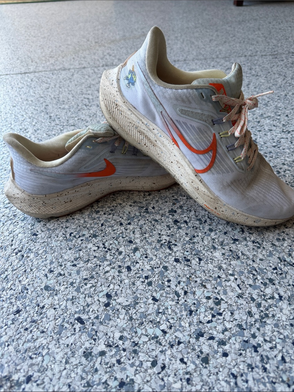 Nike World Sneakers